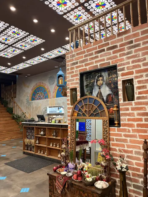 Behesht Restaurant