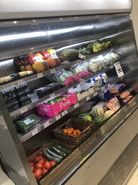 Marché Saluk, Iranian Supermarket