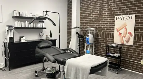 Vivaderm Aesthetic Clinic