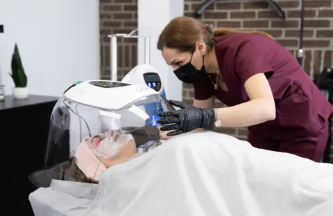 Vivaderm Aesthetic Clinic