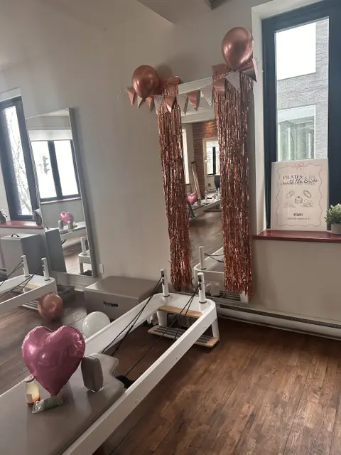 Roze Pilates (Firouzé Hosseini)