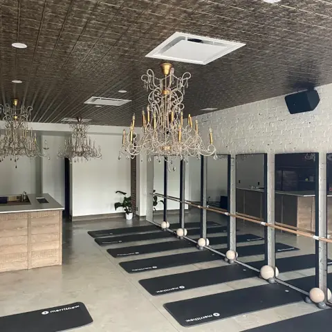 Roze Pilates (Firouzé Hosseini)