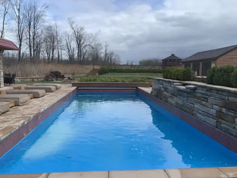 Aqua Famille Inc.