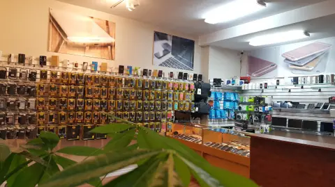 Montreal Repair Center