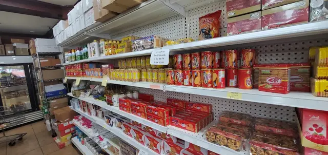 Alborz Supermarket