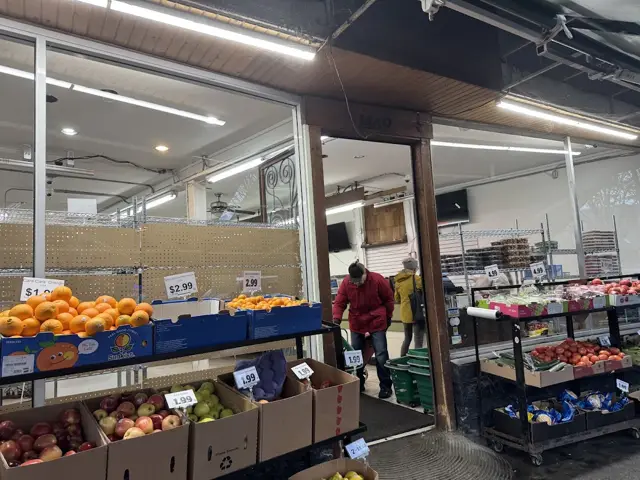 Persia Foods (West Vancouver)