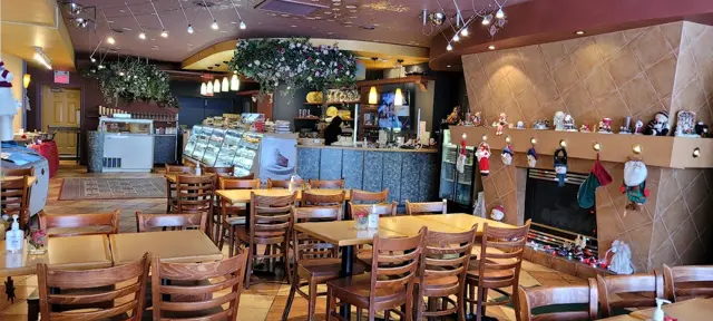 Red Rose Patisserie (Gol Sorkh)